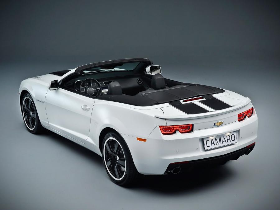  Chevrolet Camaro Convertible 2011 года  (EU) (фото 15 из 18)